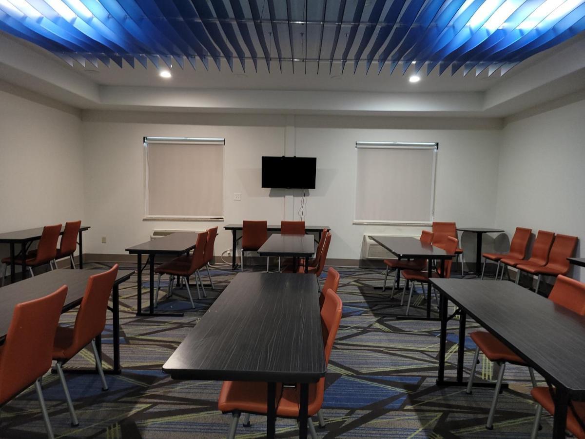 Holiday Inn Express Hotel & Suites Vidor South, An Ihg Hotel Zewnętrze zdjęcie